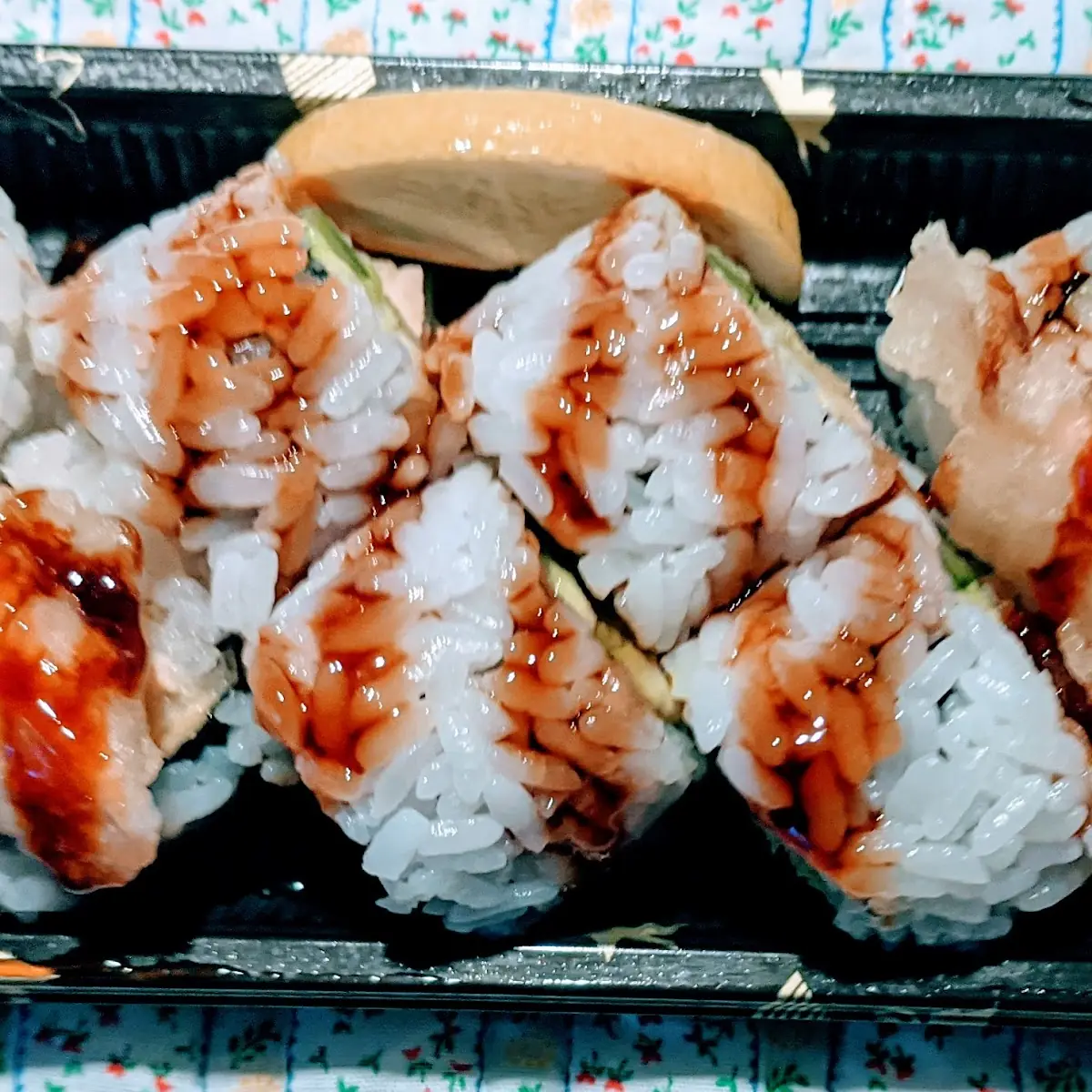 Salmon Tempura Roll