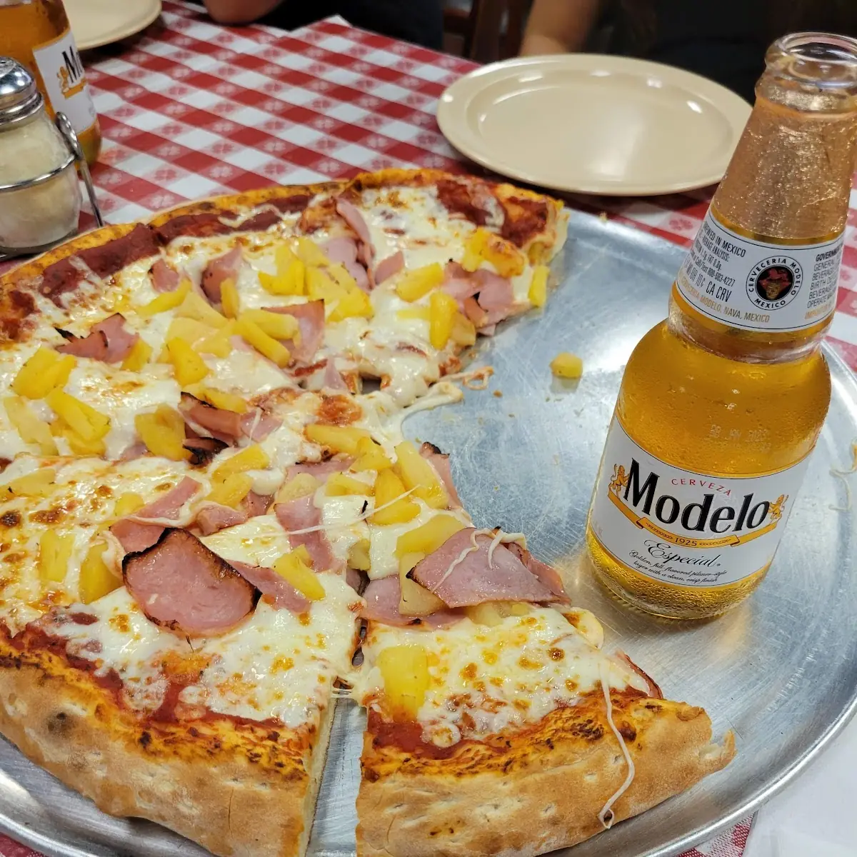 Hawaiian Pizza