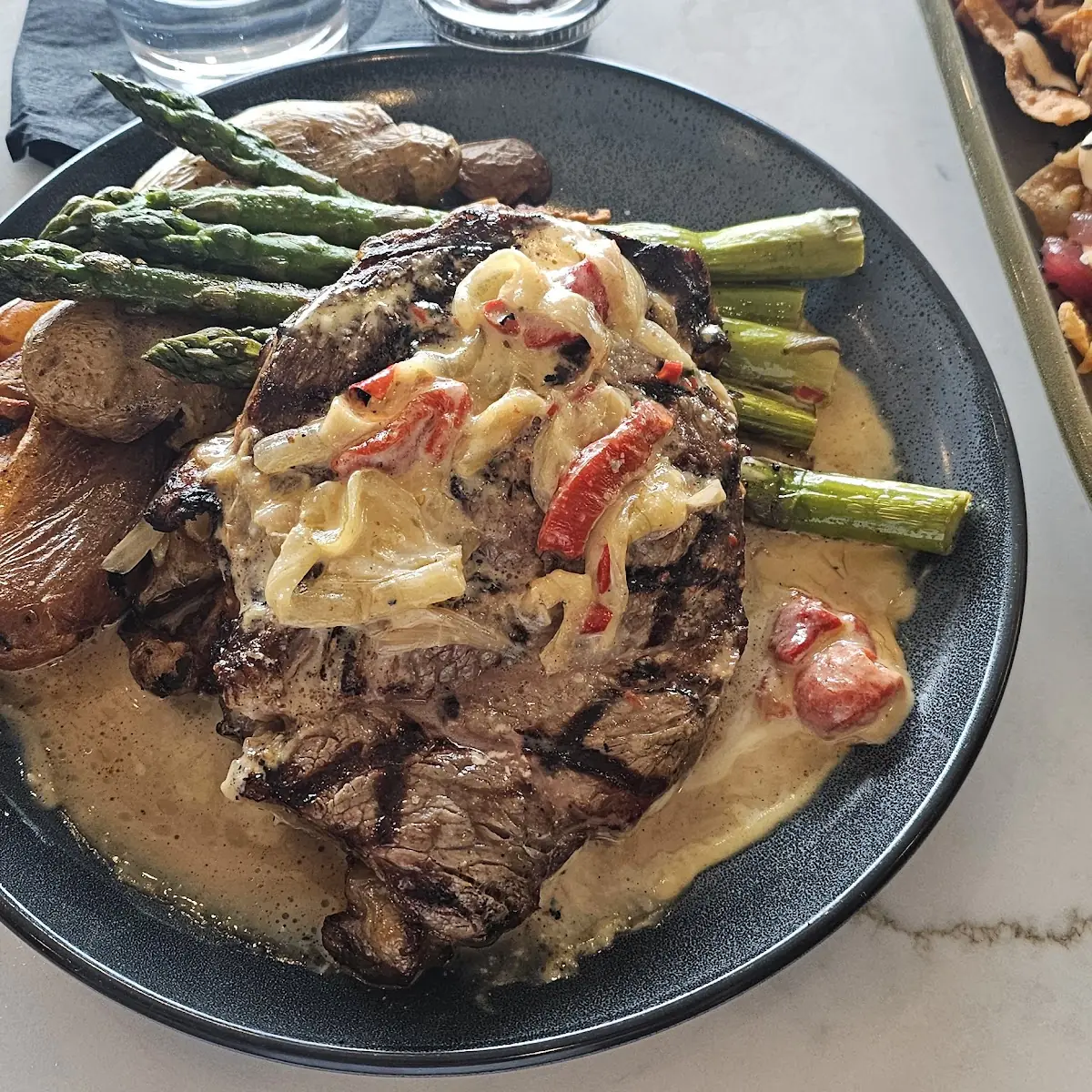 Steak in Gorgonzola Sauce