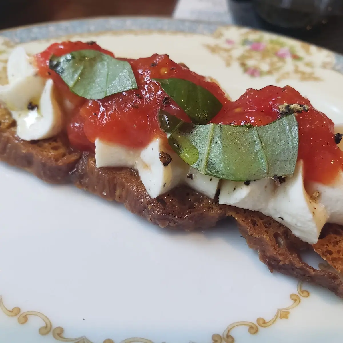 Burrata Caprese