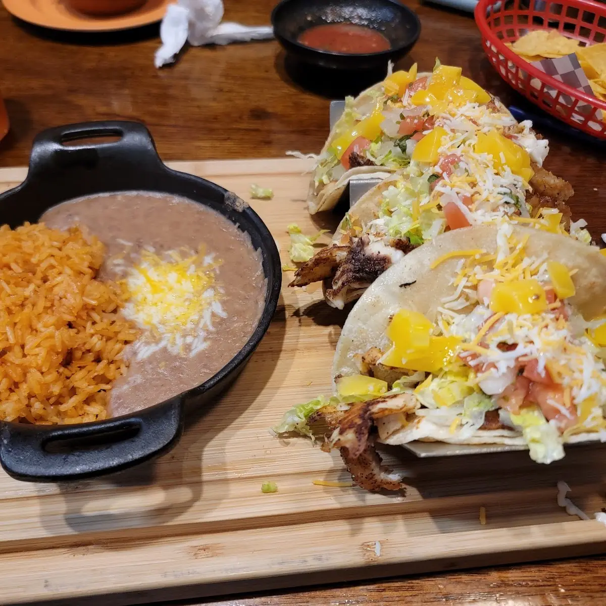 Fish Tacos De Pescado