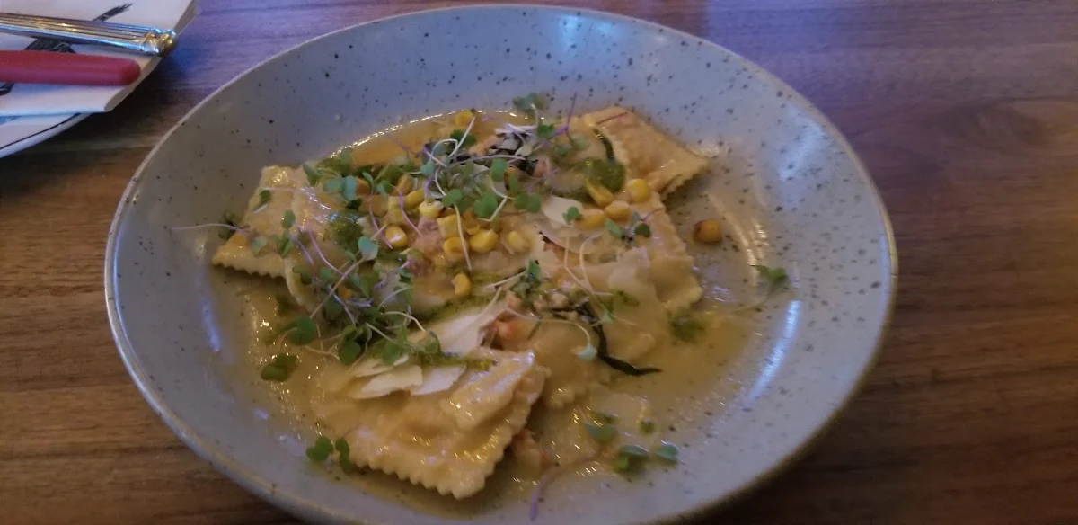 Lobster Ravioli, Le Boating Club