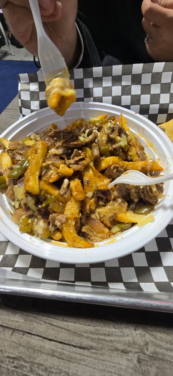 Grill Cheese Steak Poutine