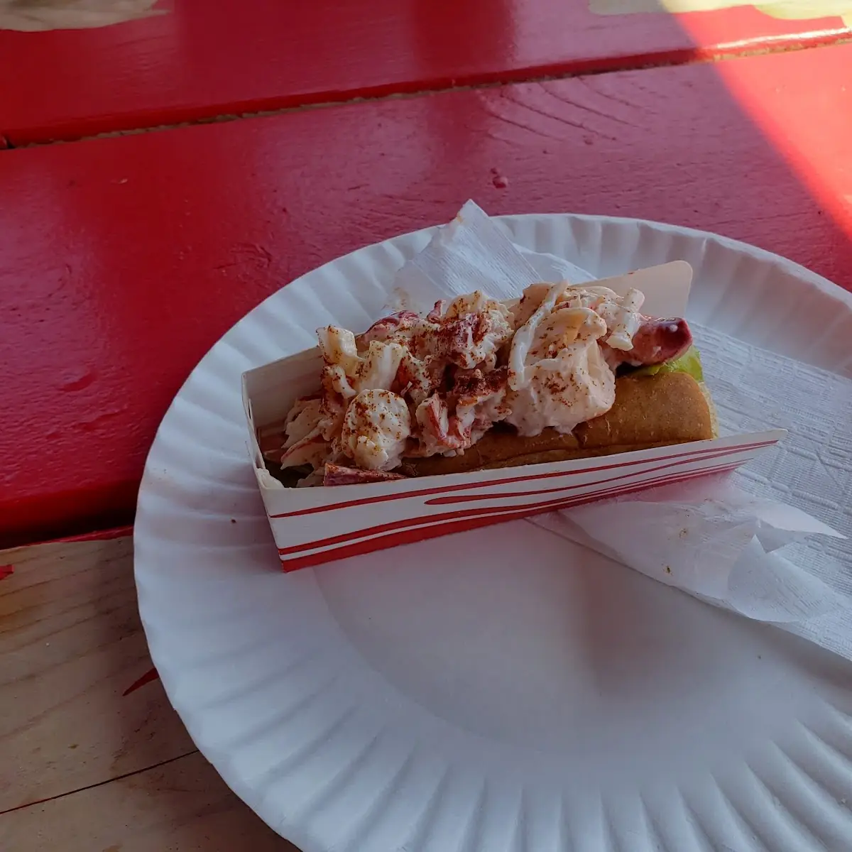 Fresh Meat Lobster Roll