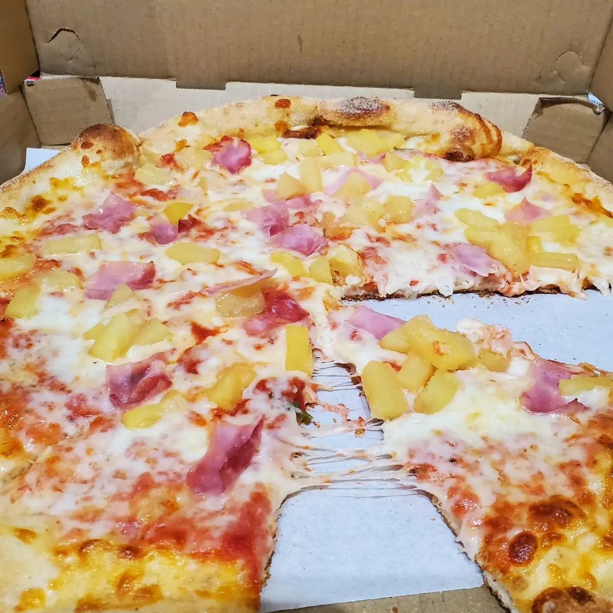 Hawaiian Pizza