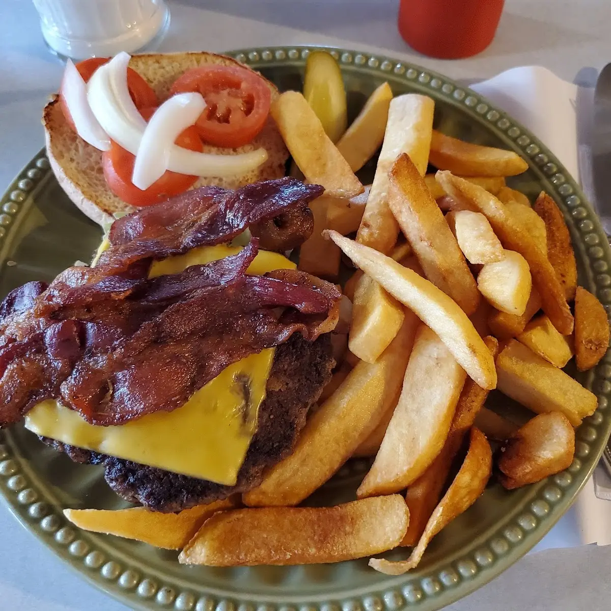 Bacon Cheeseburger Deluxe