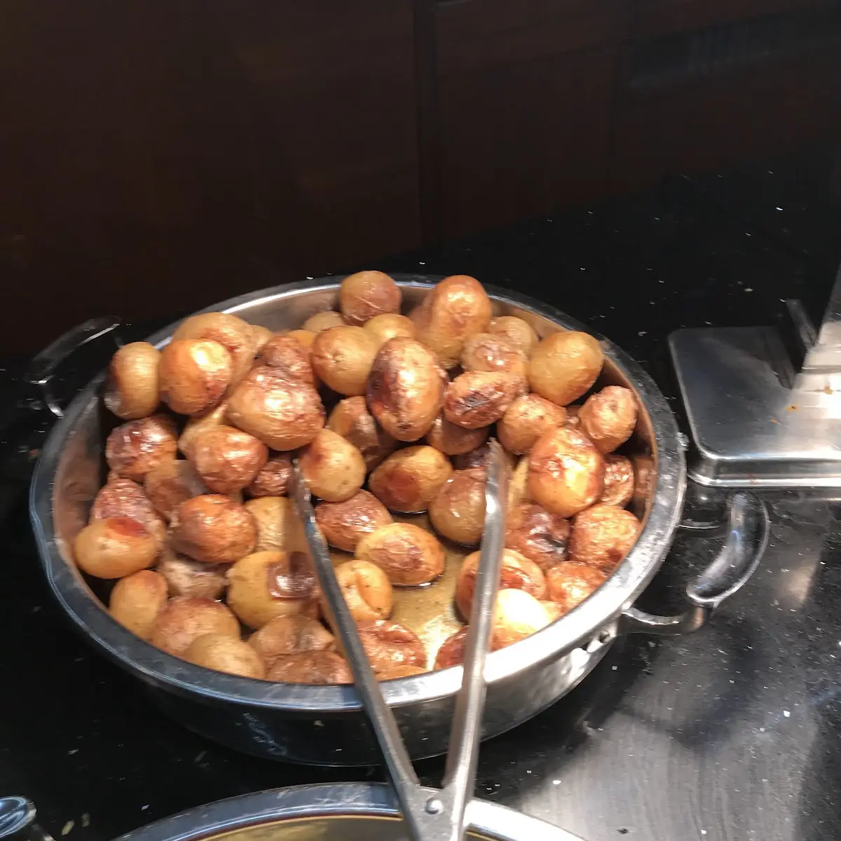 Highlights, Summit Suite Buffet