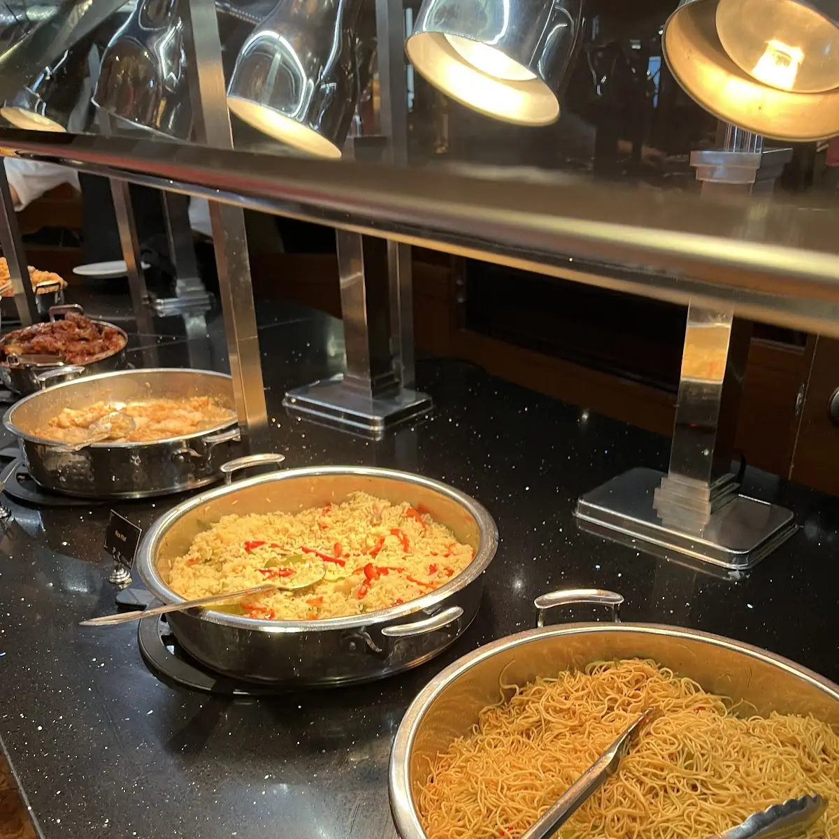Highlights, Summit Suite Buffet