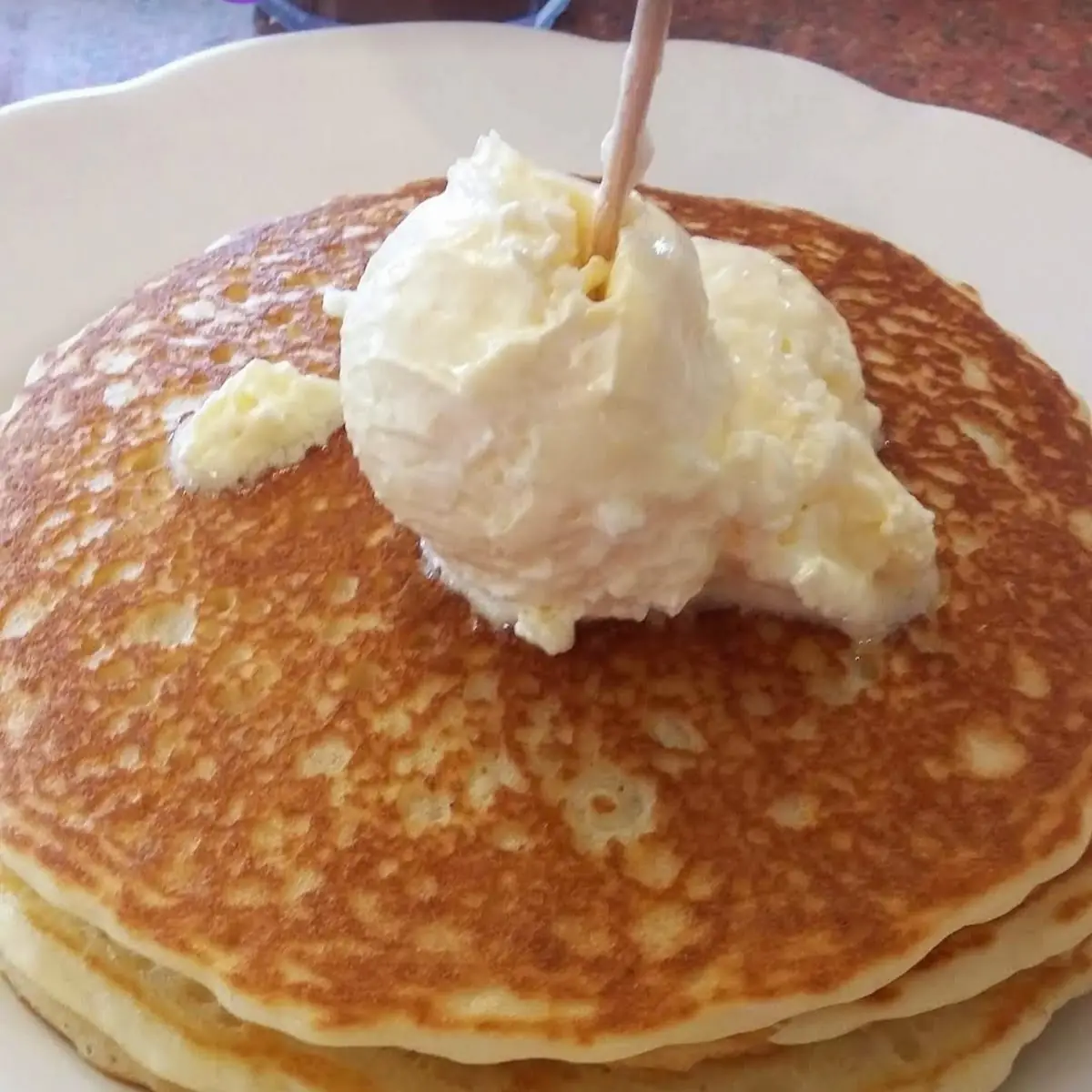 Pancakes & 2 Eggs