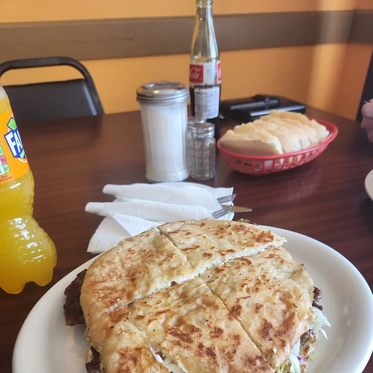 Pljeskavika Bosnian Burger