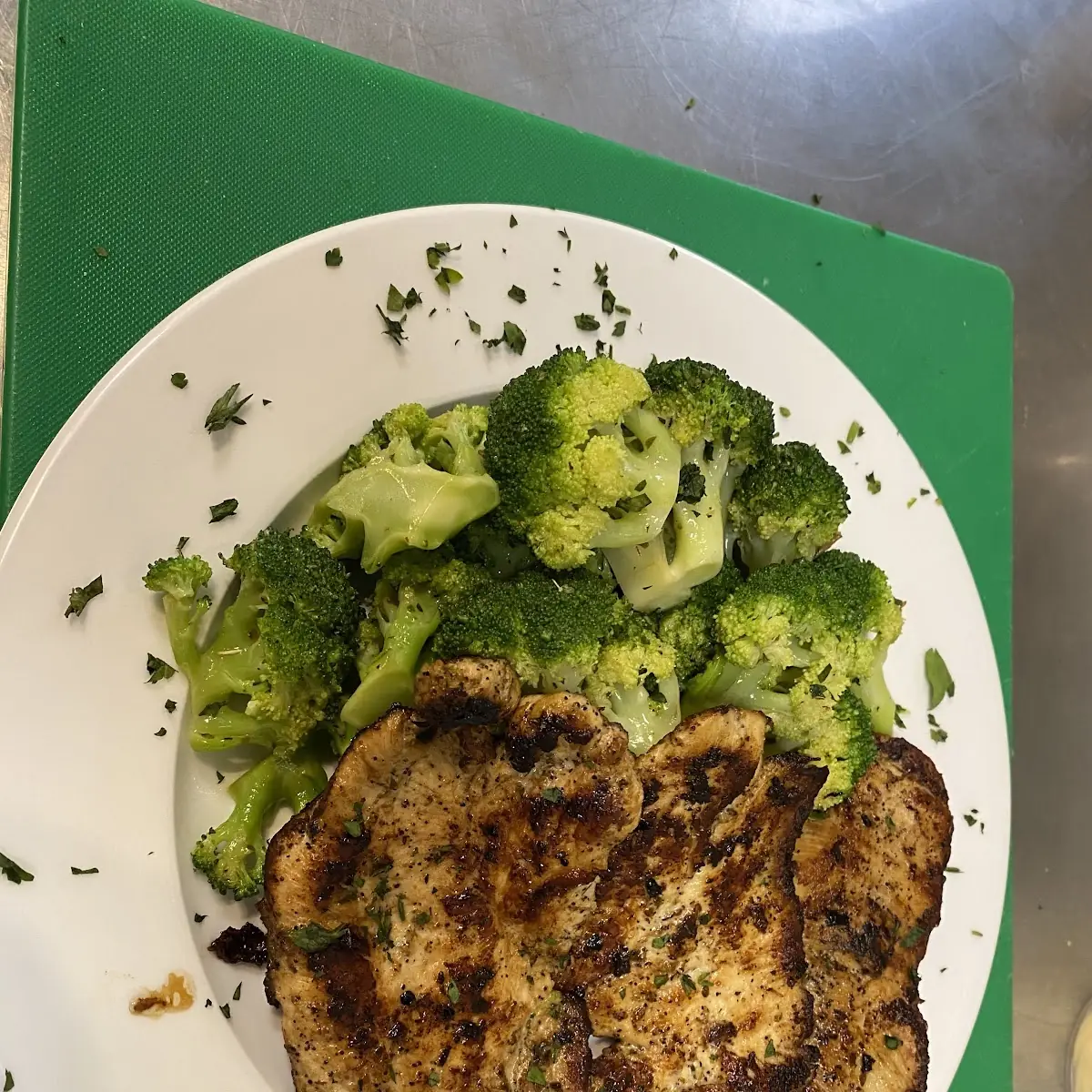 Grill Chicken and Sautéed Broccoli