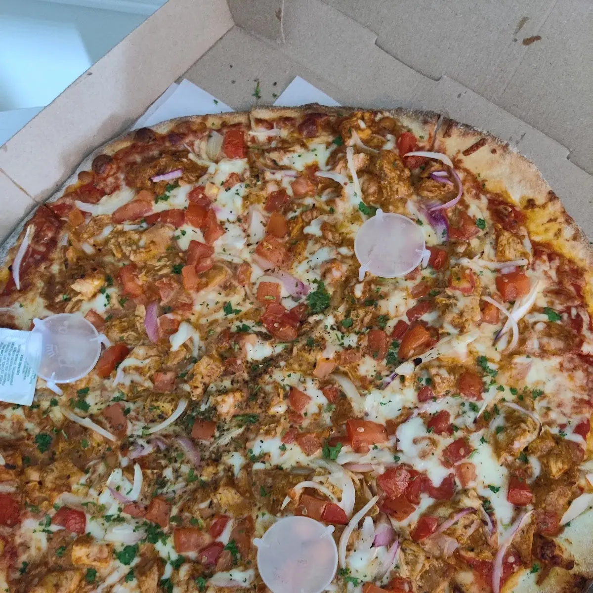 Smoked Spicy Chicken Pizza