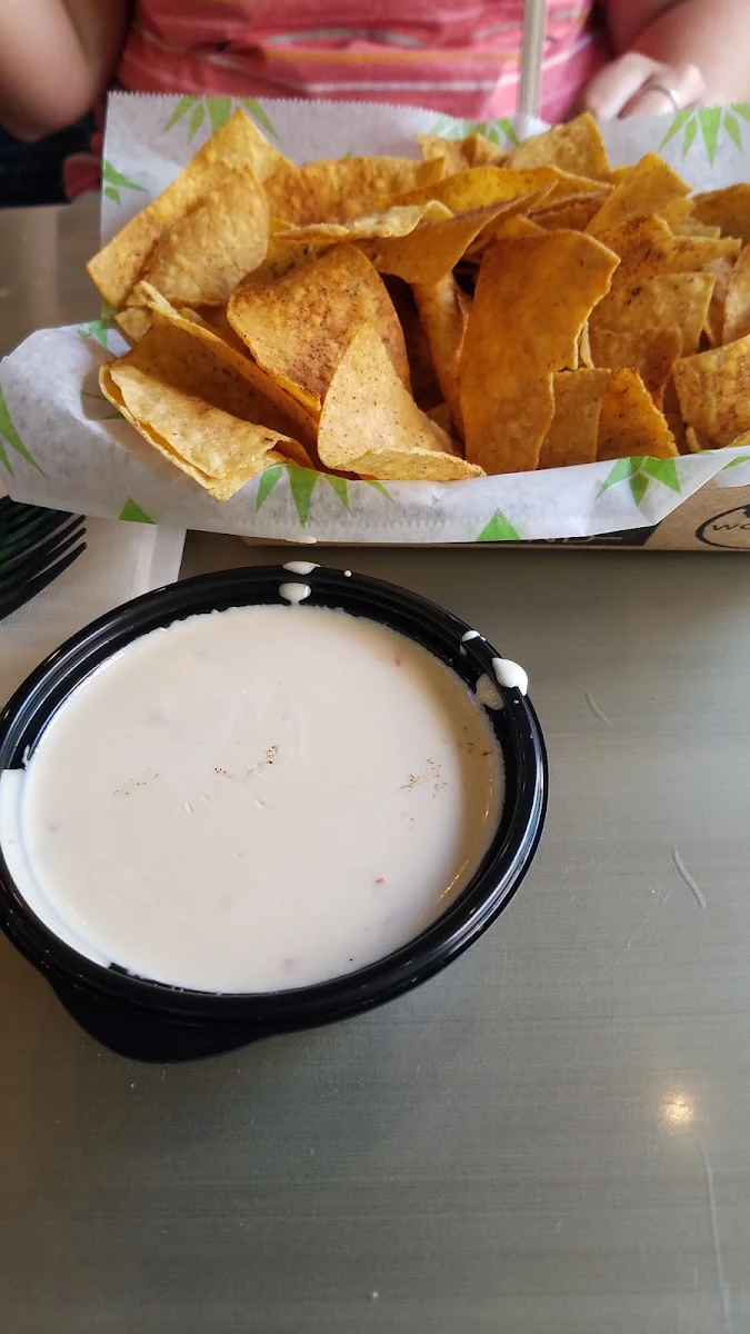 Chips & Queso