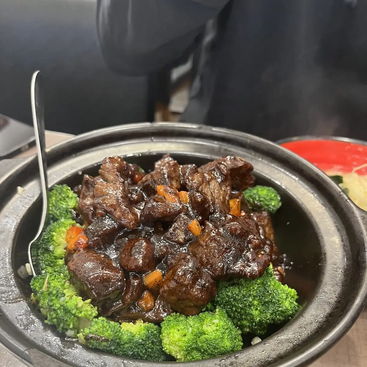 Red Wine Black Pepper Steak Claypot