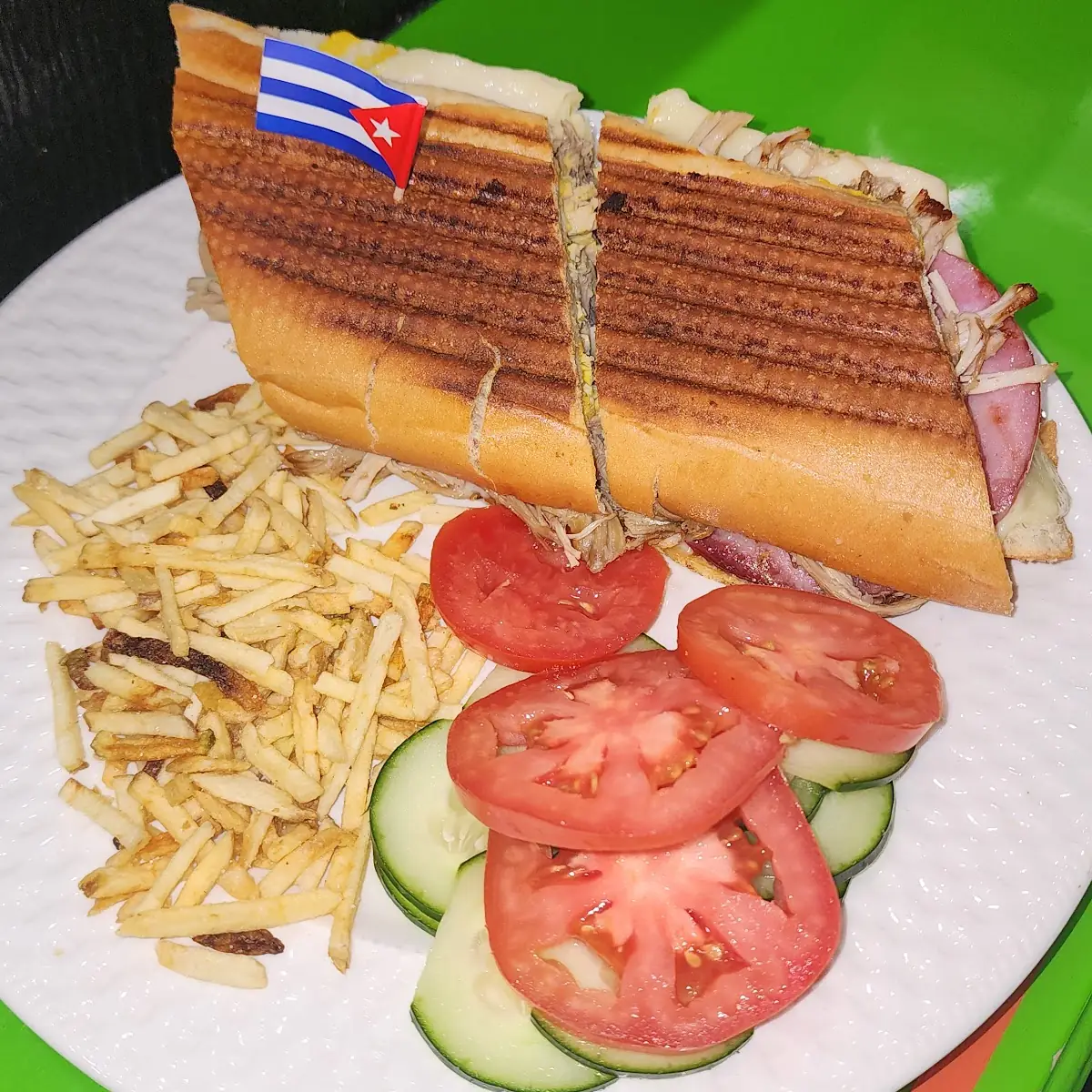 Sándwich Cubano Cuban Sandwich