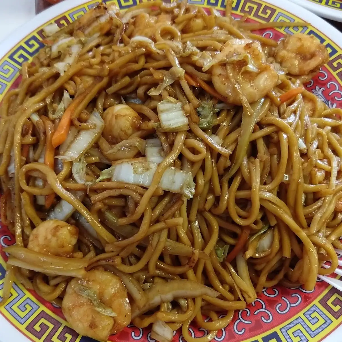 Roast Pork Lo Mein