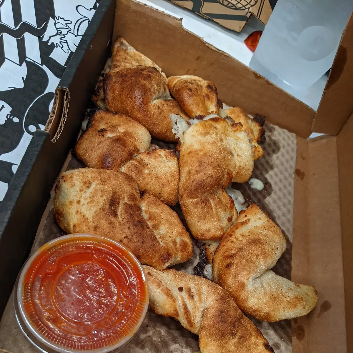 Cheesy Garlic Knots