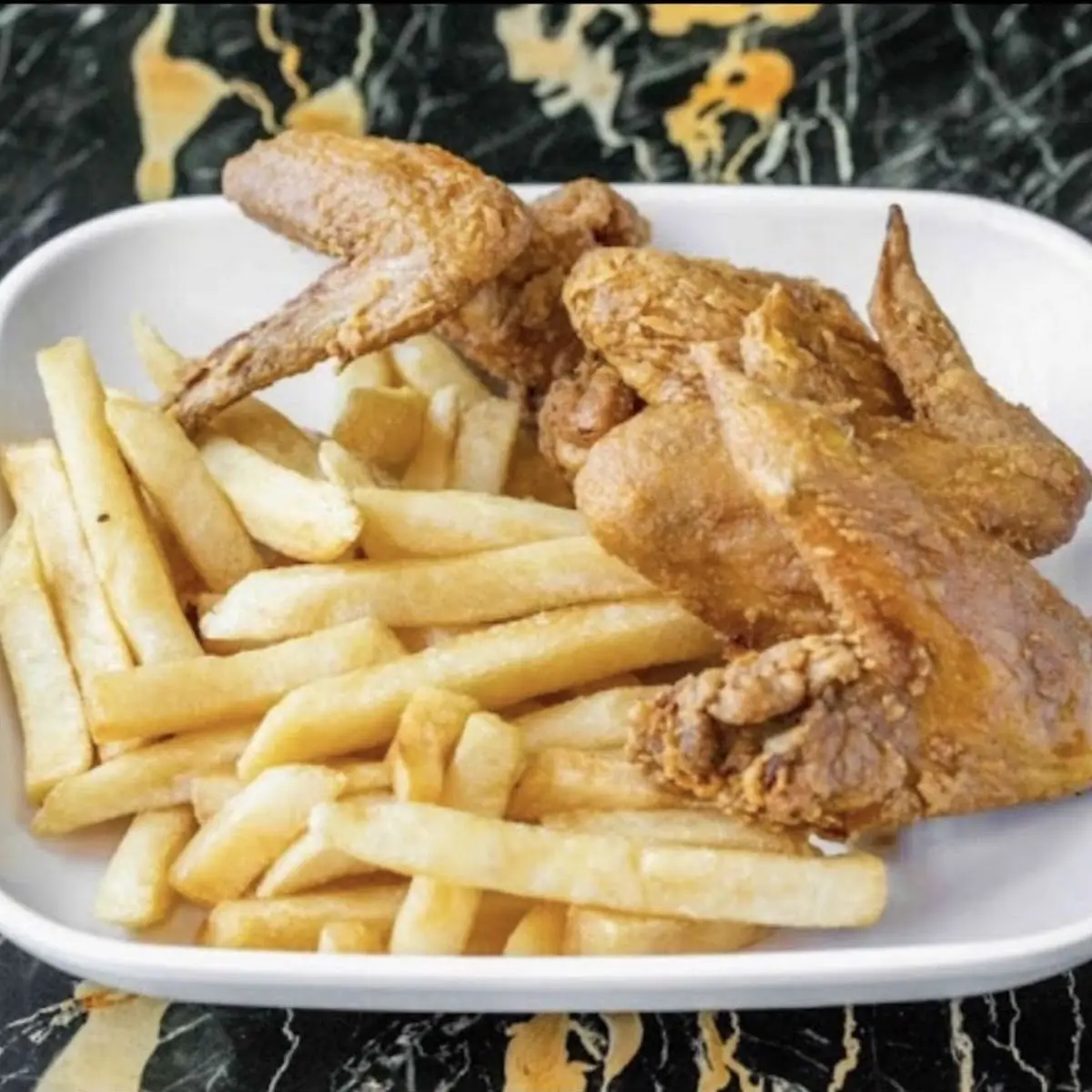 Wings with Fries