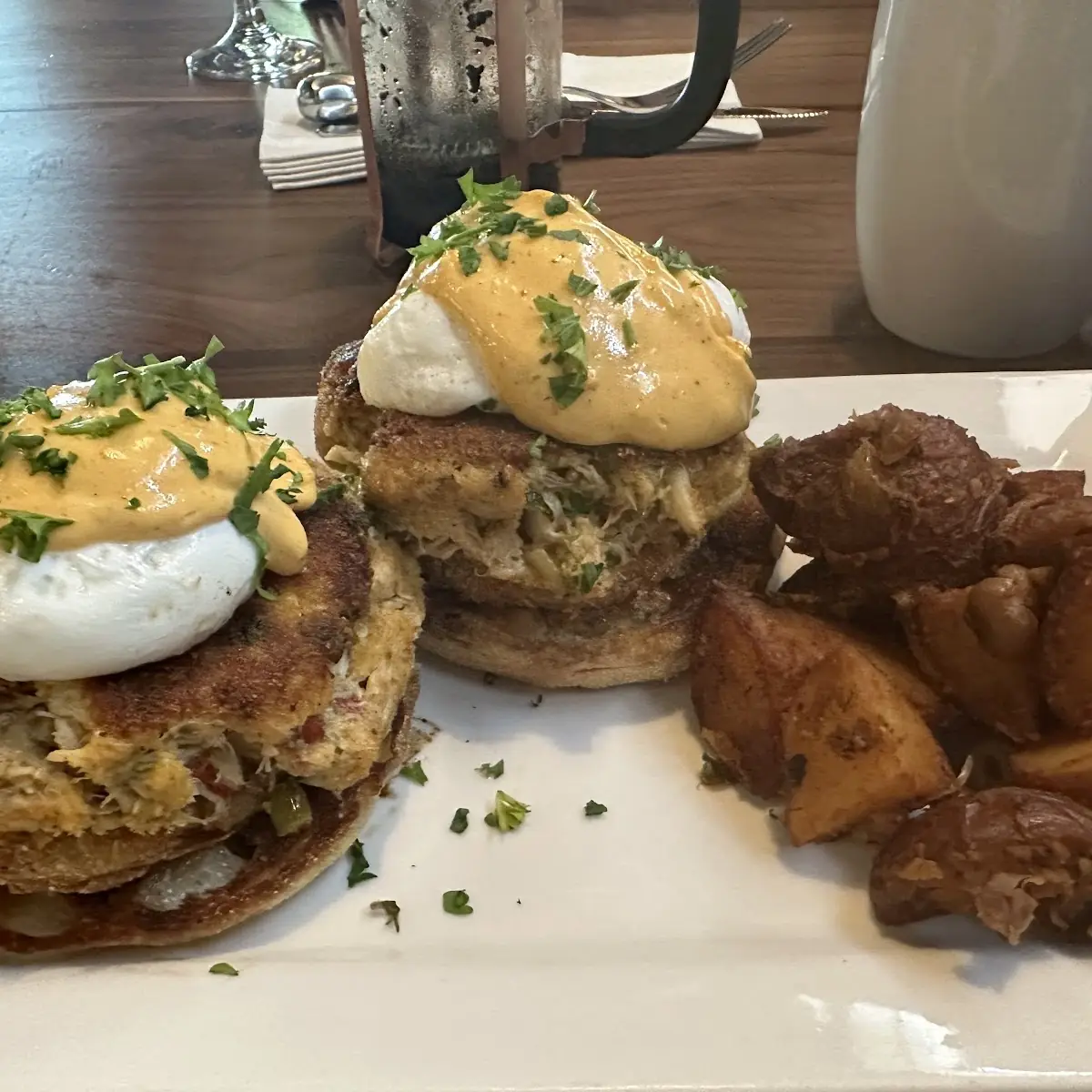 Crab Benedict