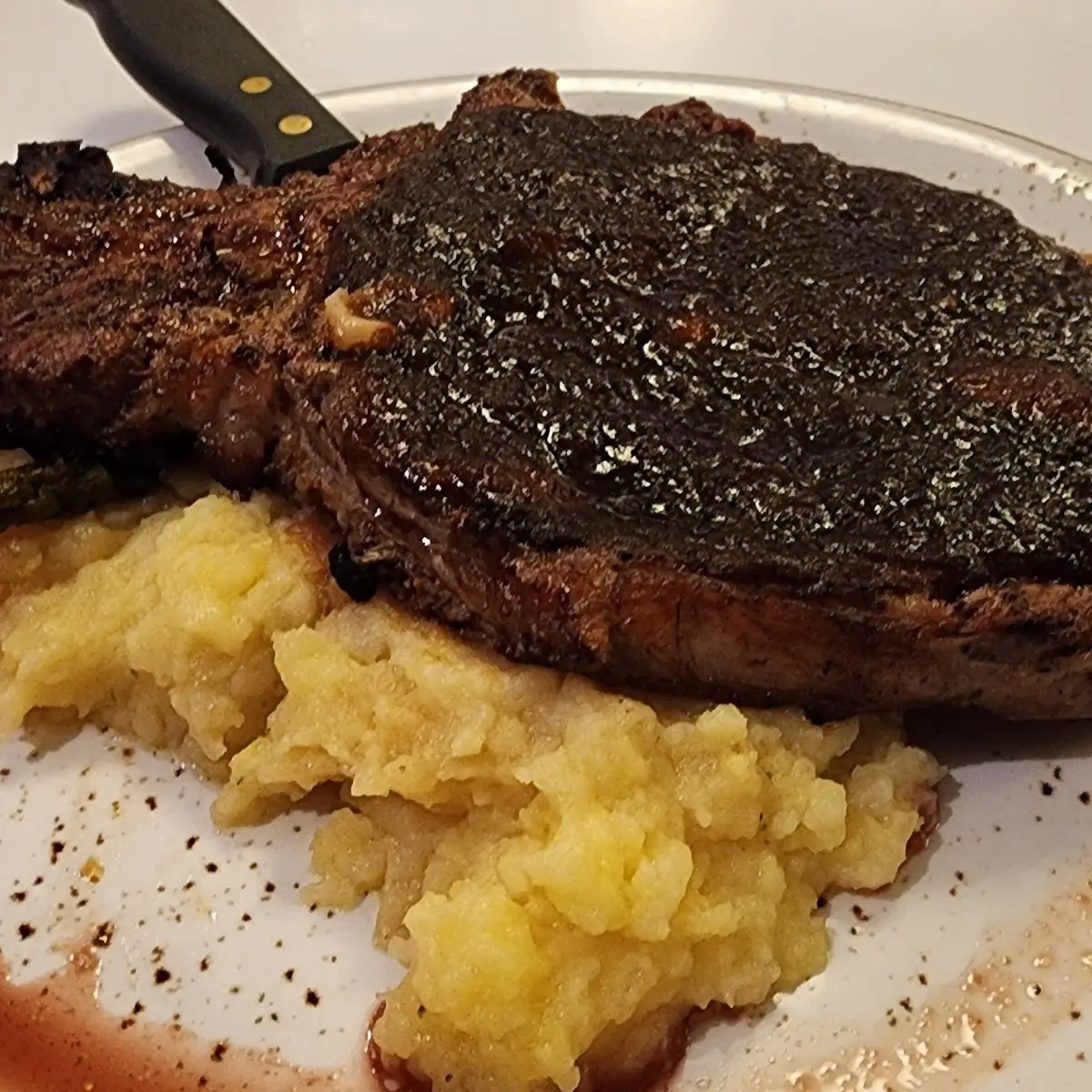 Angus Rib Eye Steak