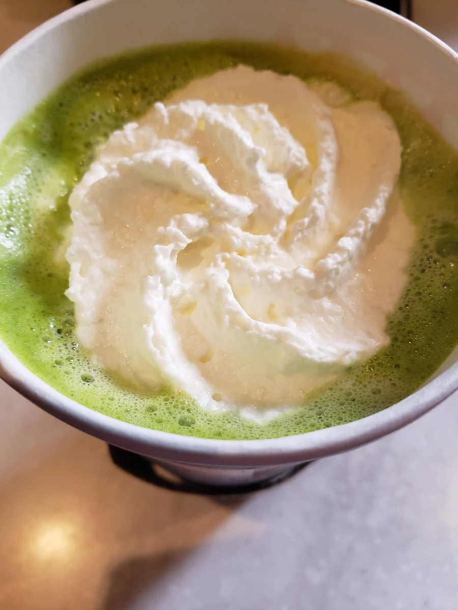 Iced Matcha Lattewllowat