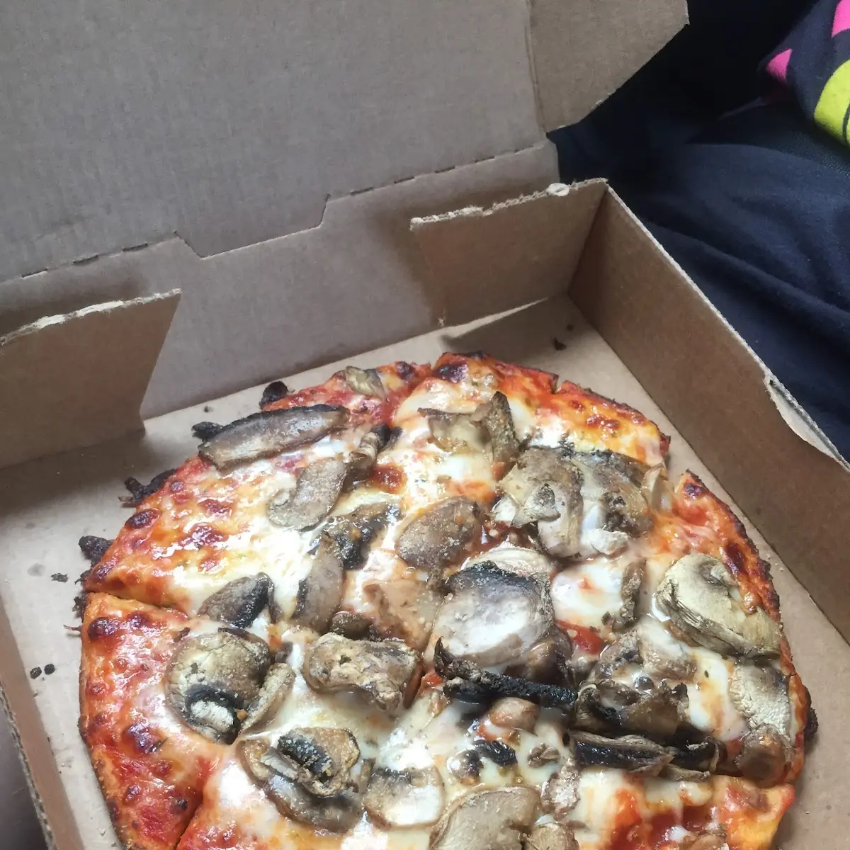 Mushroom Pizza Fire