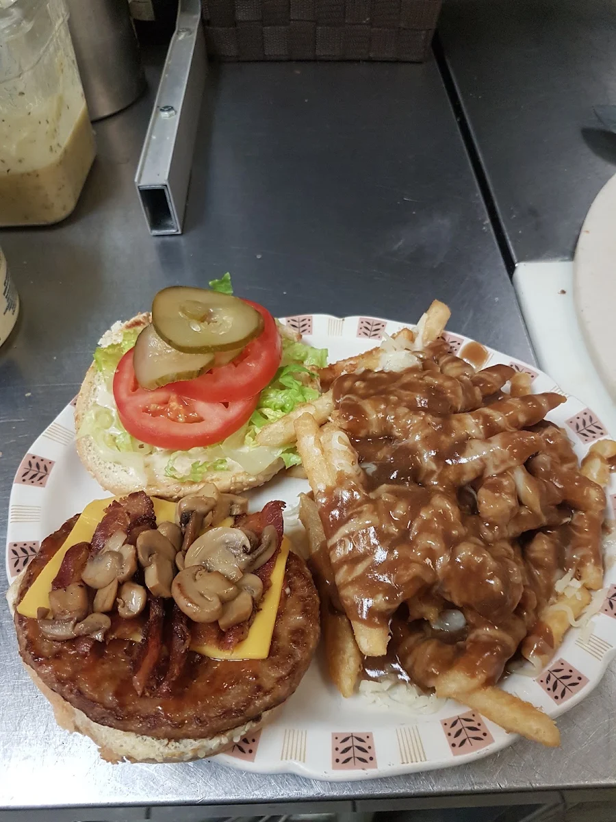 Bacon Mushrooms Cheese Burger w Poutine, Breton Family Dining