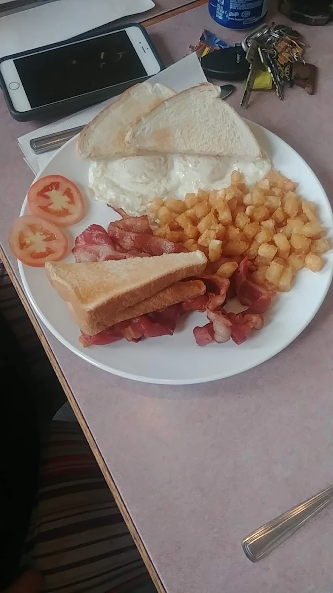 Highlights, Breton Family Dining