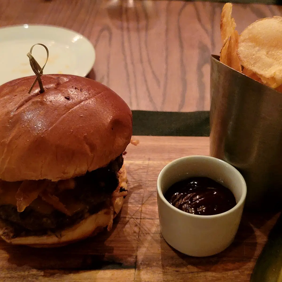 Bacon Cheeseburger w BBQ