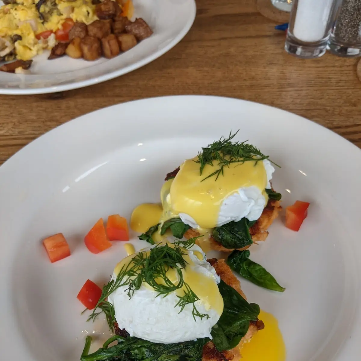 Salmon Benedict