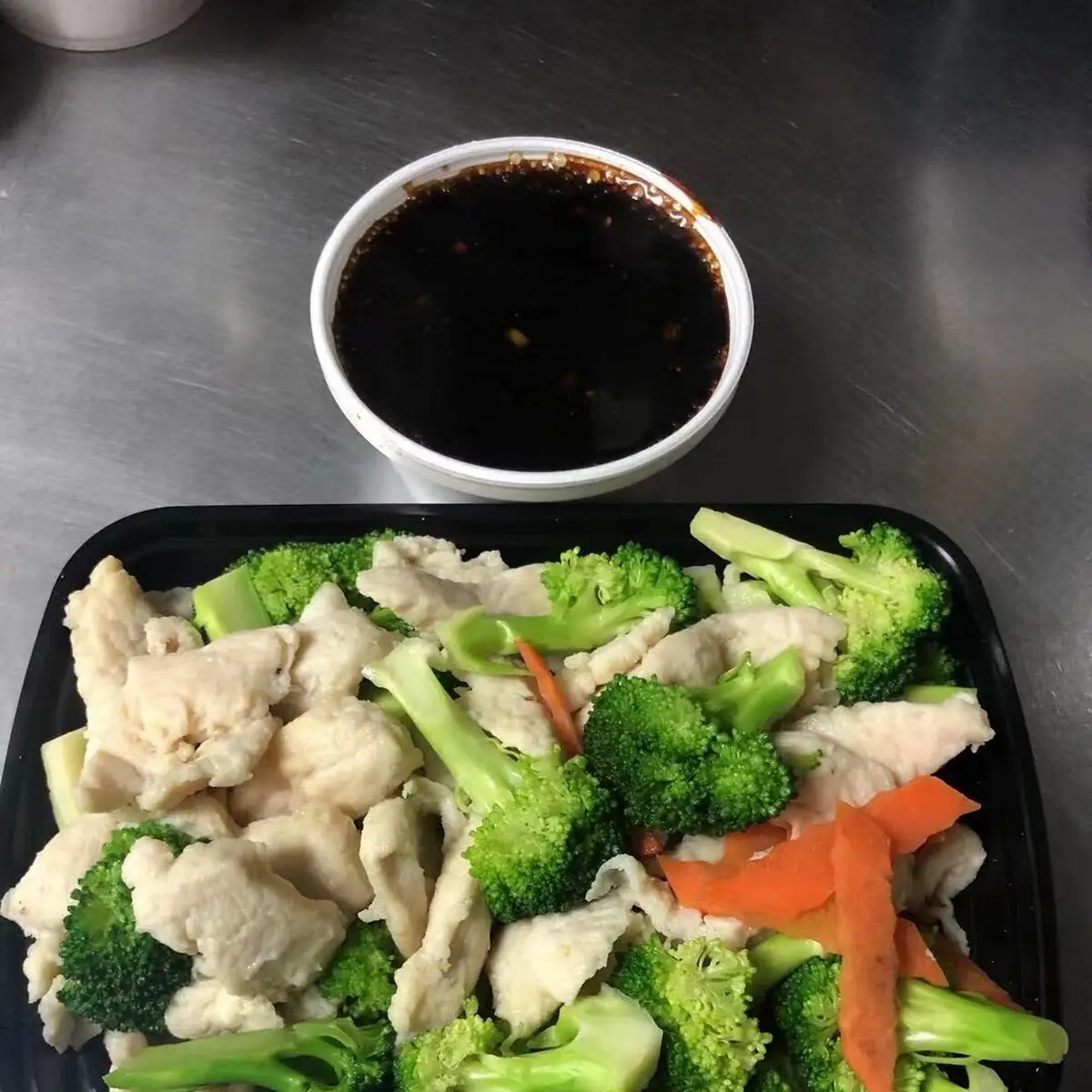 Steamed Chicken with Broccoli