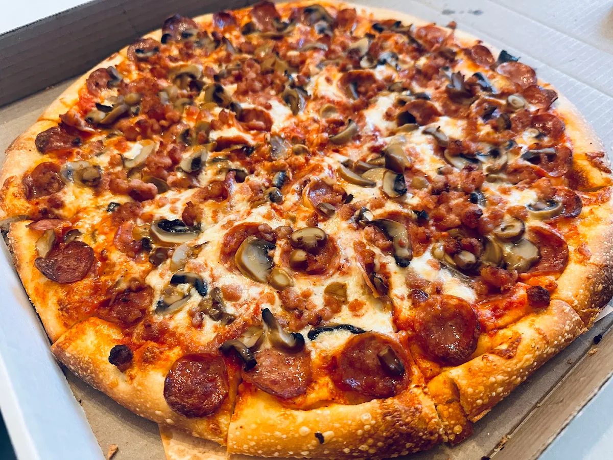 Canadian Pizza