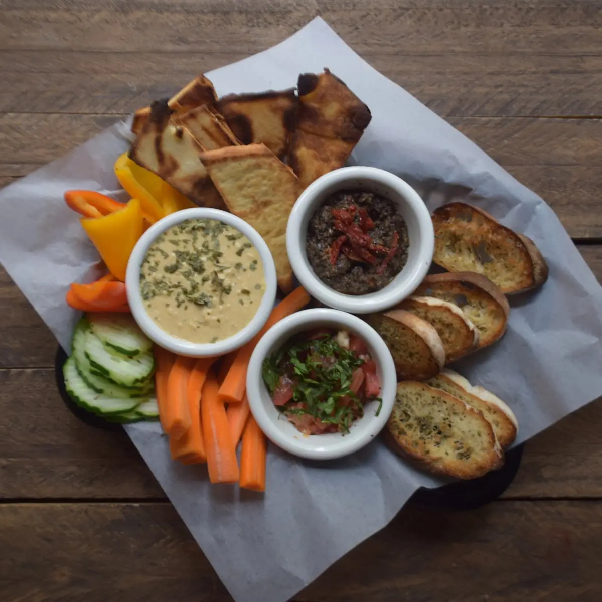 Tapenade Hummus