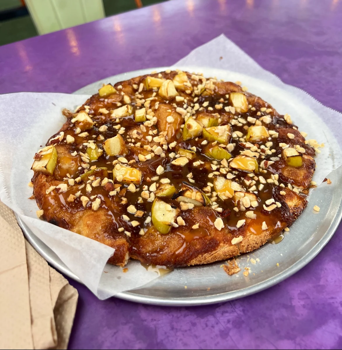 Apple Cinnamon Dessert Pizza