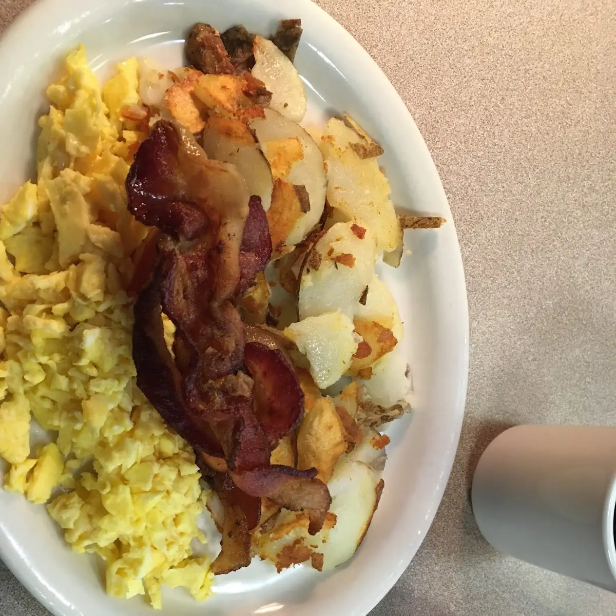 Vegetarian Omelette with Hash Browns