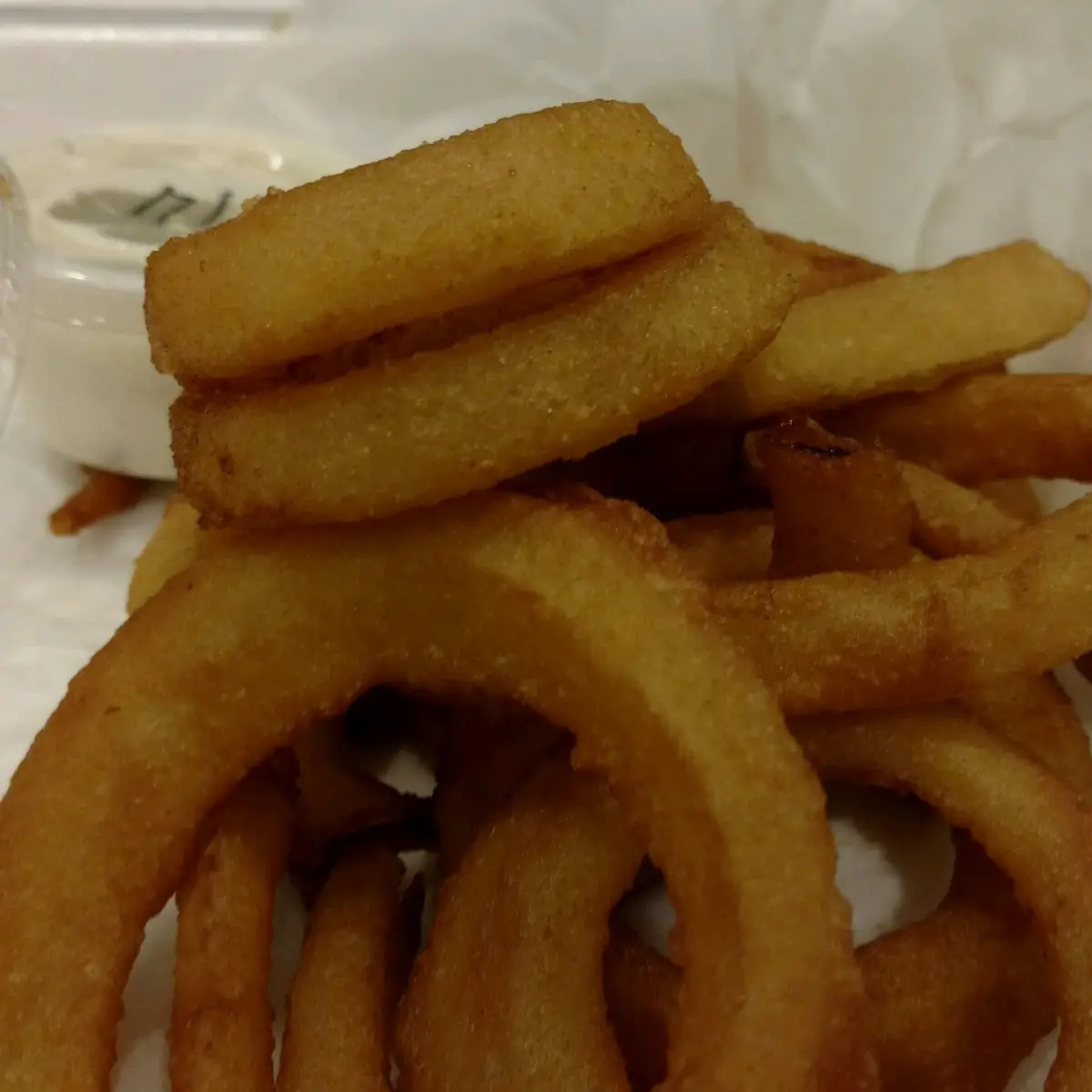 Onion Rings with Fat Sauce