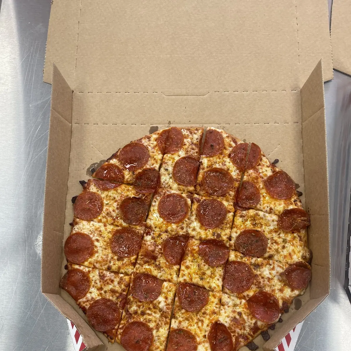 Thin Crust Papperoni