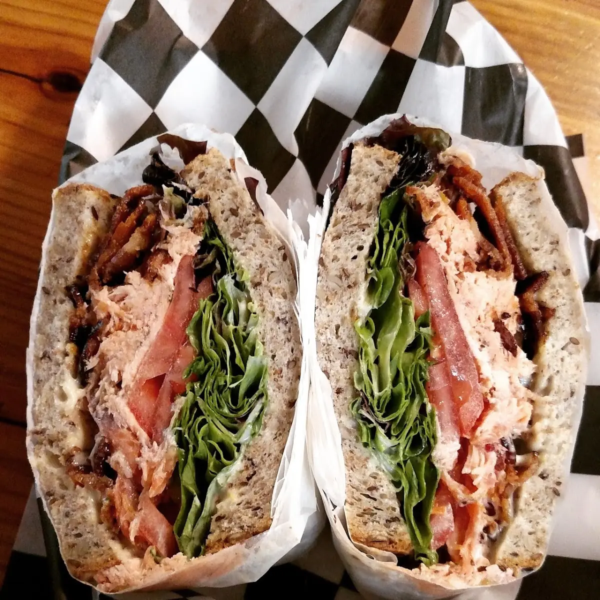Smoked Salmon blt