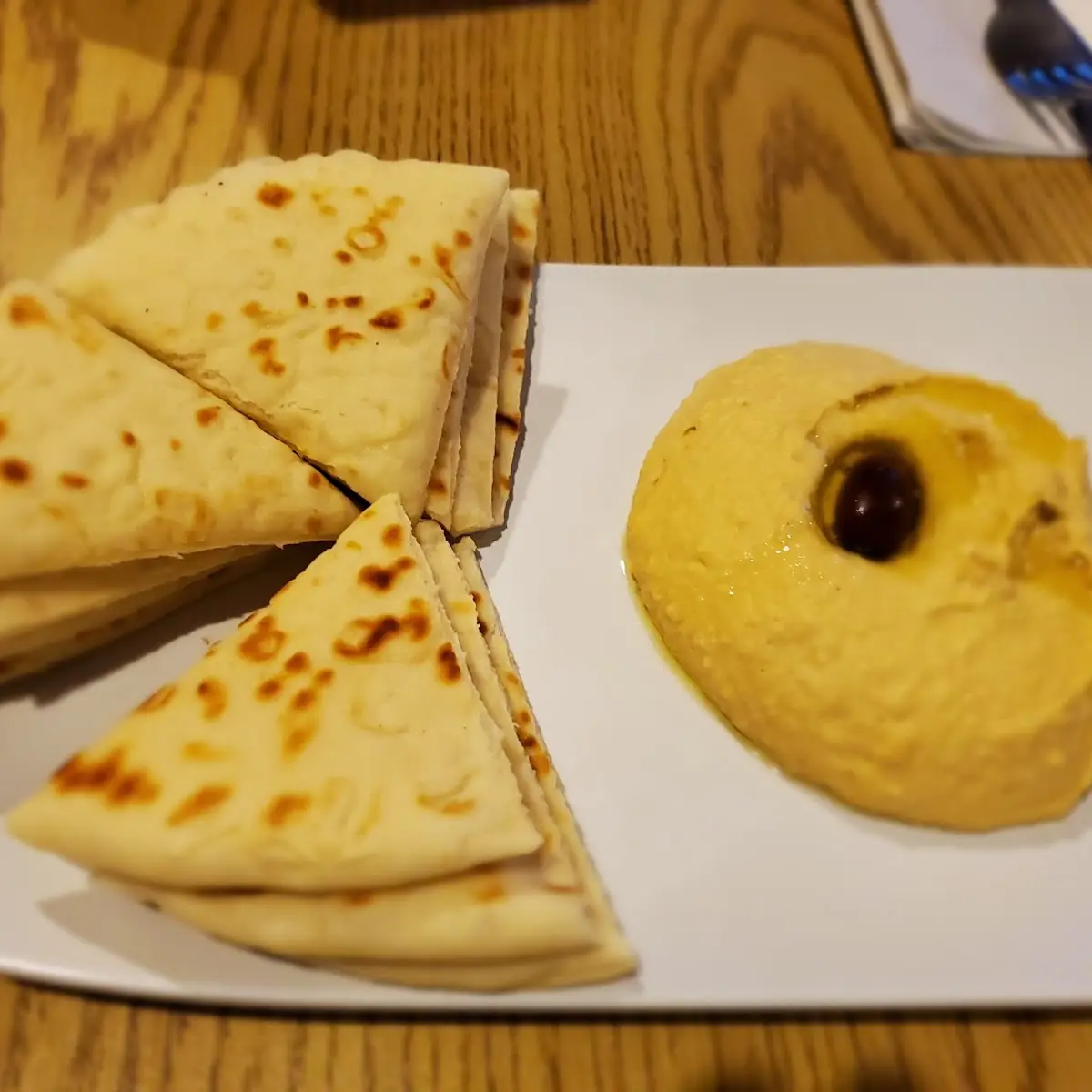 Falafel Hummus