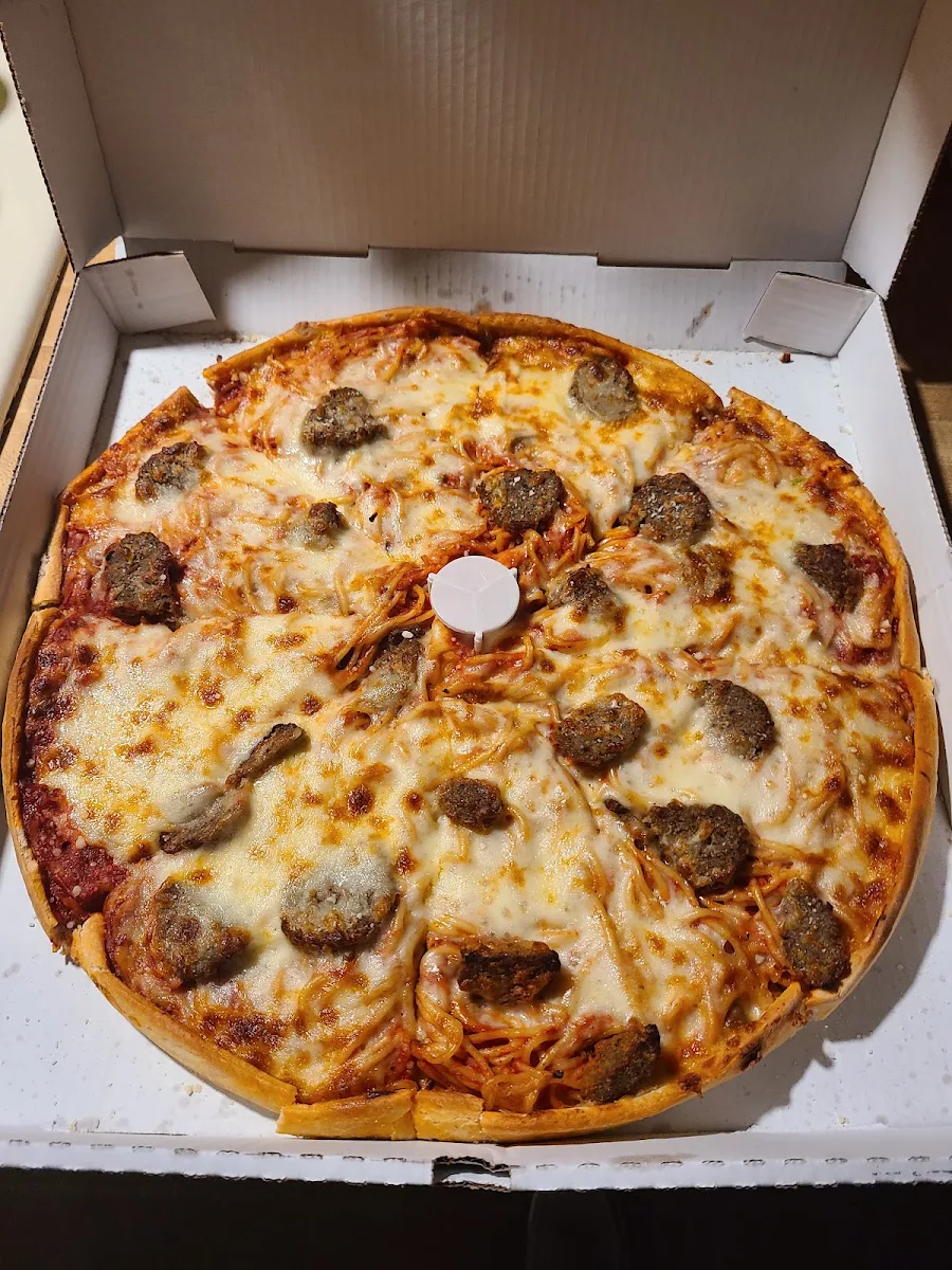 Spaghetti Pizza