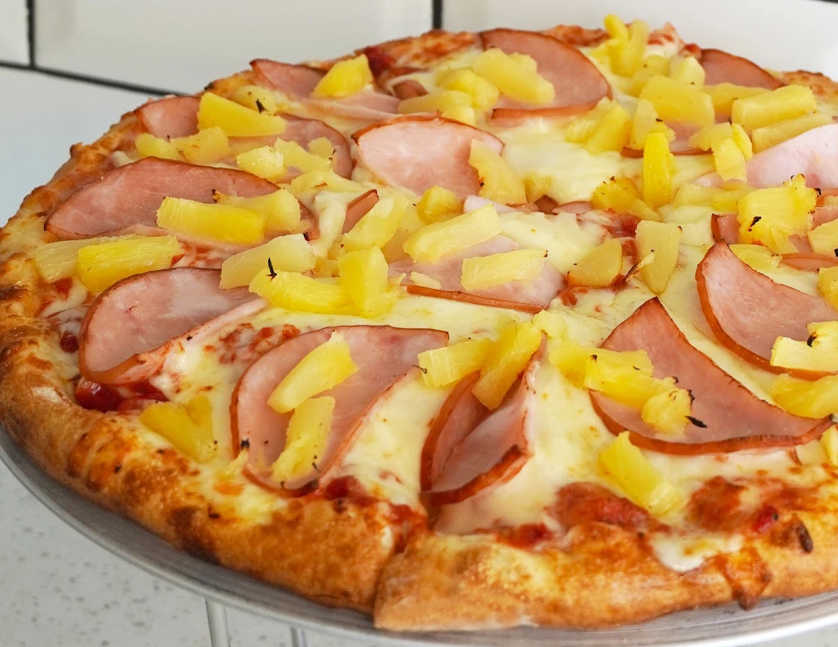 Hawaiian Pizza