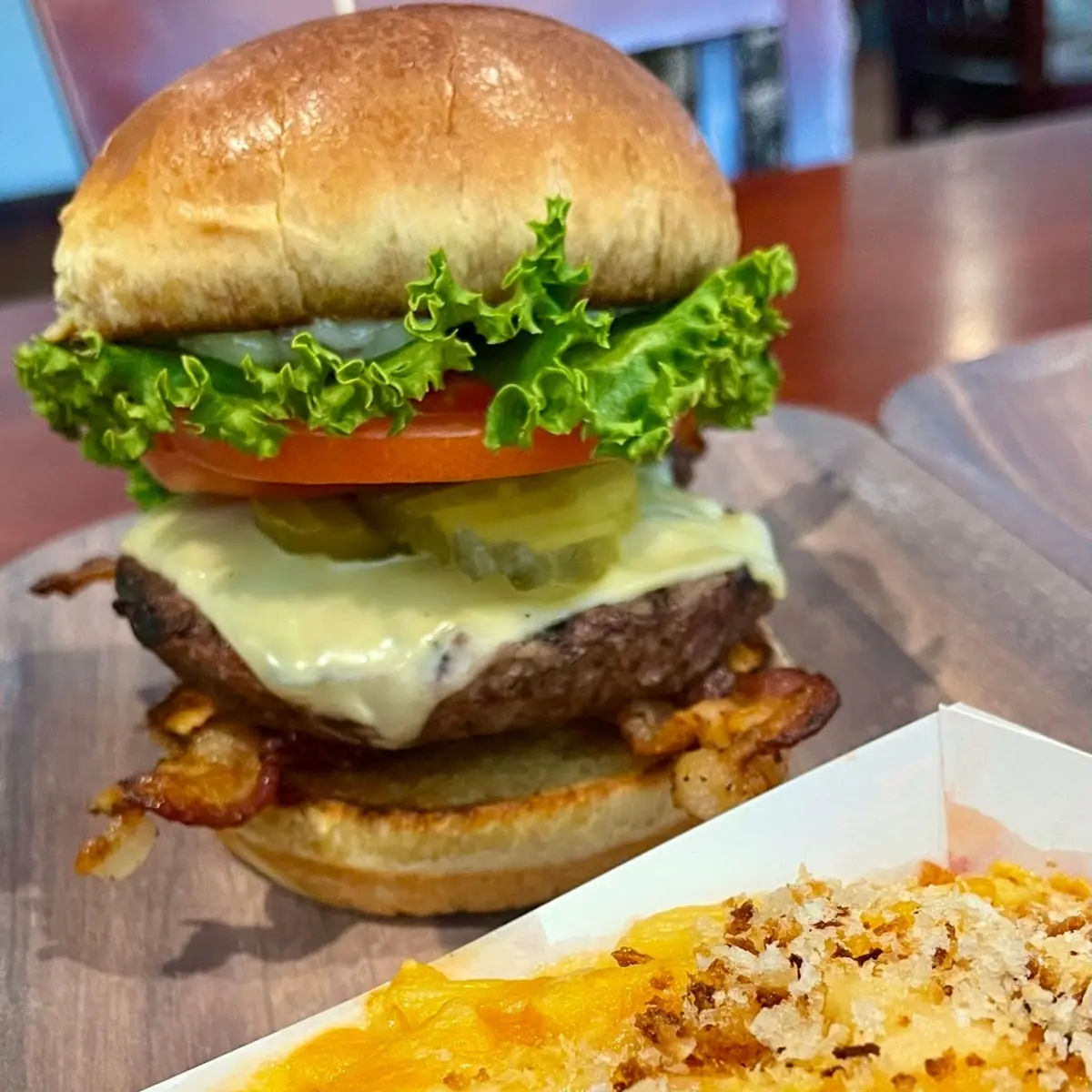 Cheeseburger Deluxe