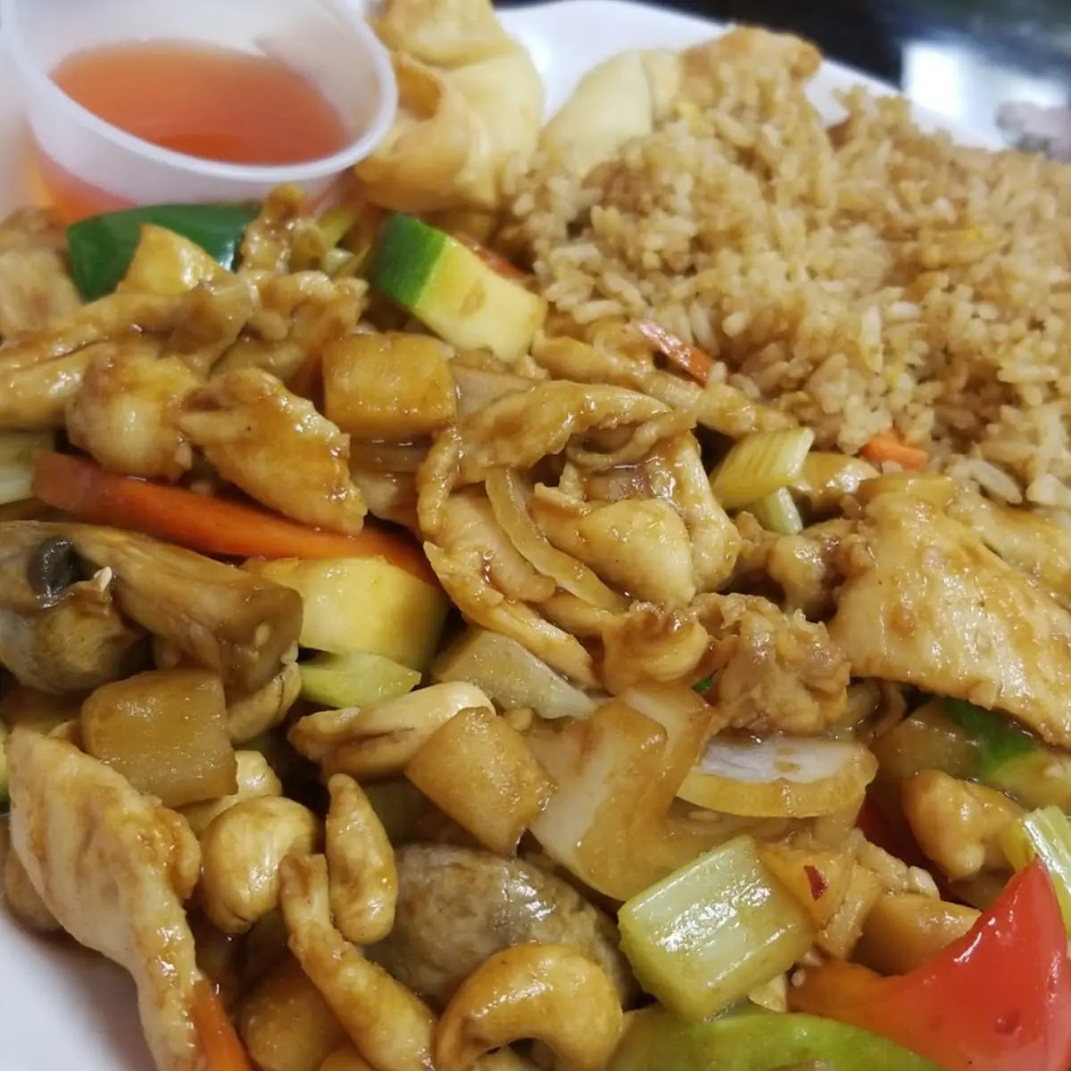 Cashew Chicken Dinner Special