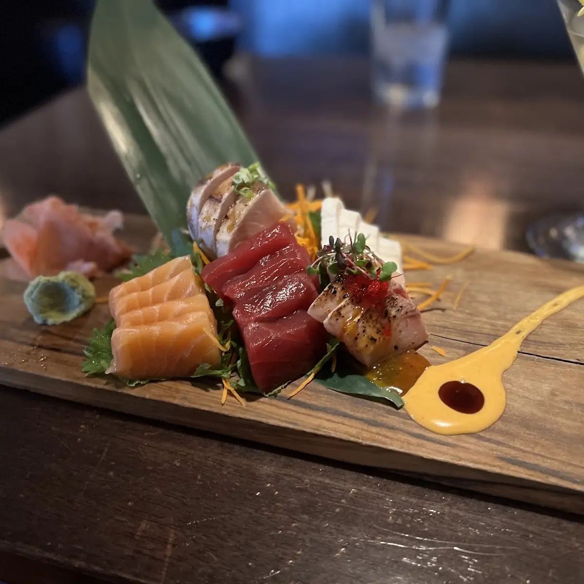 Sashimi Deluxe