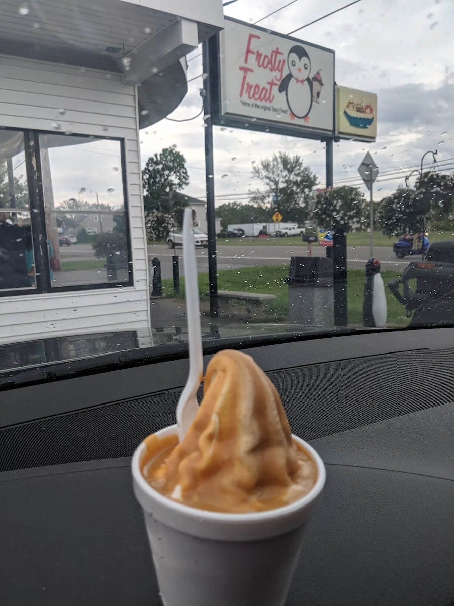 Hot Peanut Butter Sunsae 3 00