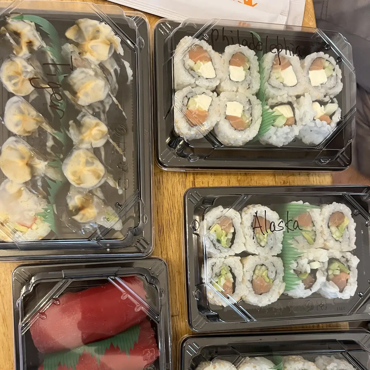 Sushi Sashimi 3 pcs