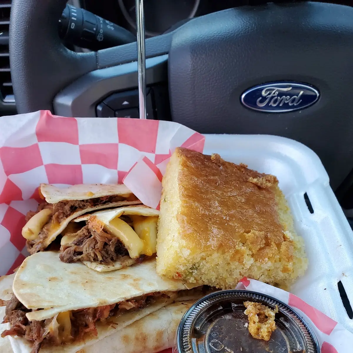 Pulled Pork Mac N Cheese Quesadilla