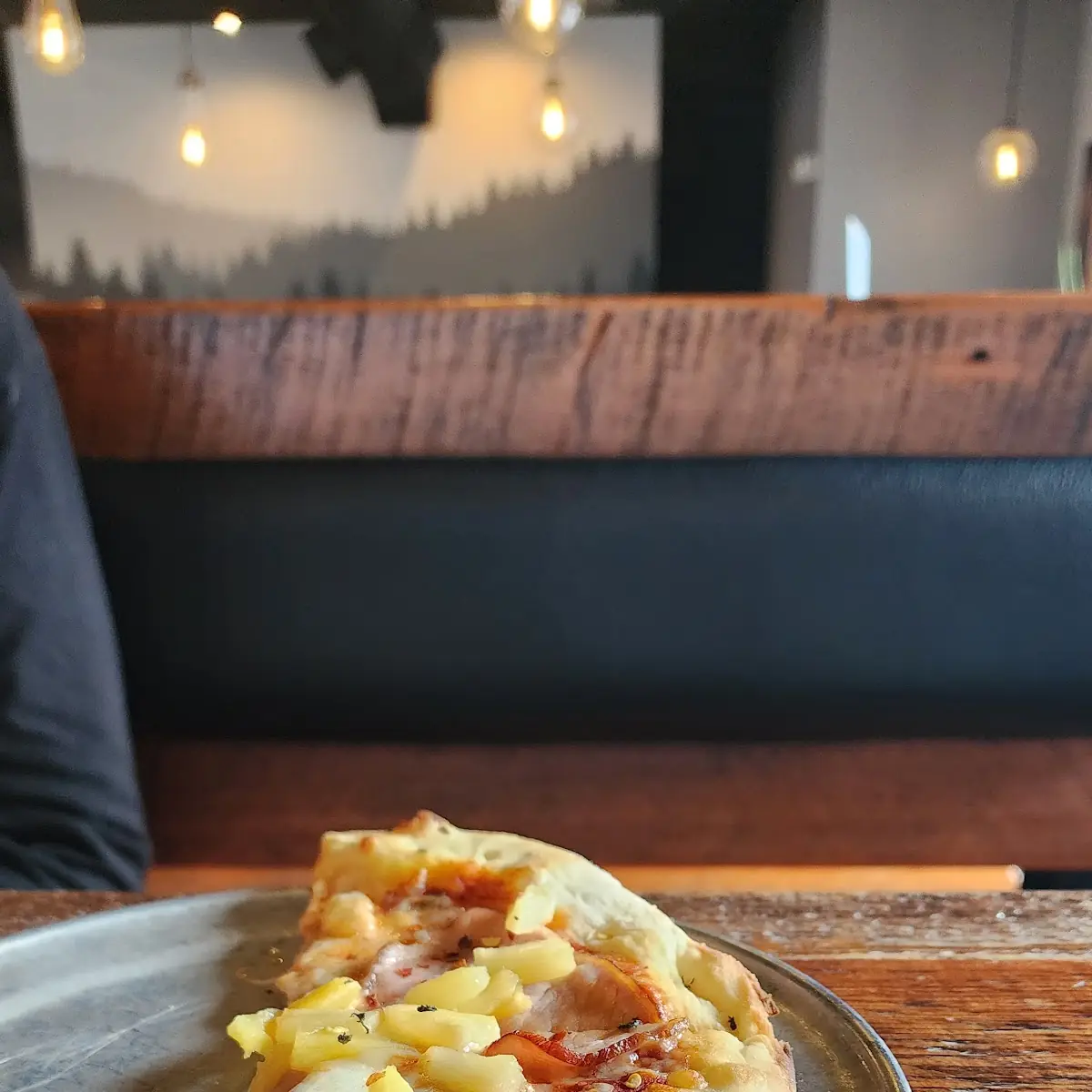 Hawaiian Pizza