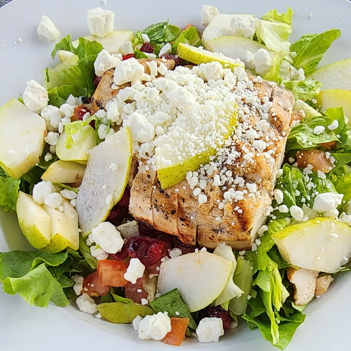 Grilled Chicken Pear Salad