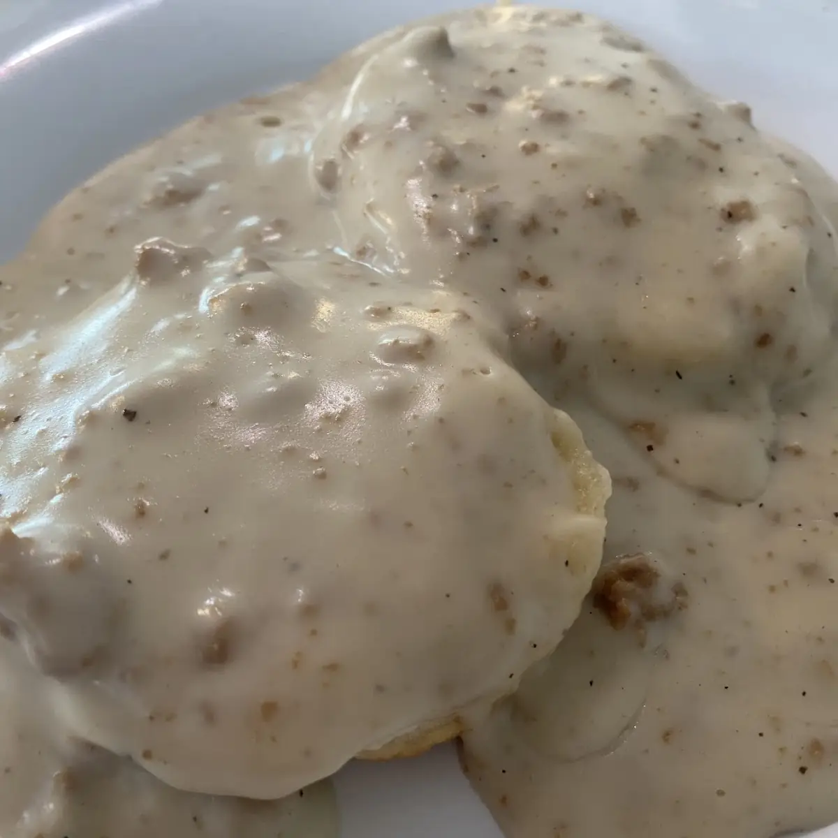 Great Sausage Gravy and Biscuits